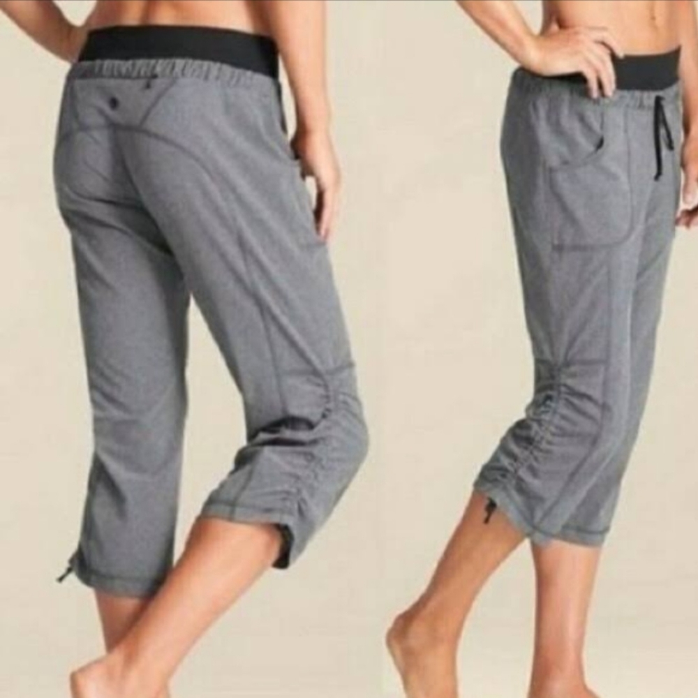Athleta Gray Ankle Cropped Pants